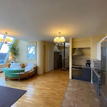 Centre , Skyloft 178m2 Apartment Riga